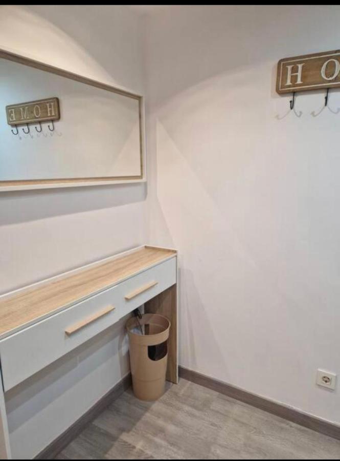 Apartamento Con Terraza Y Parking Gijón Camera foto